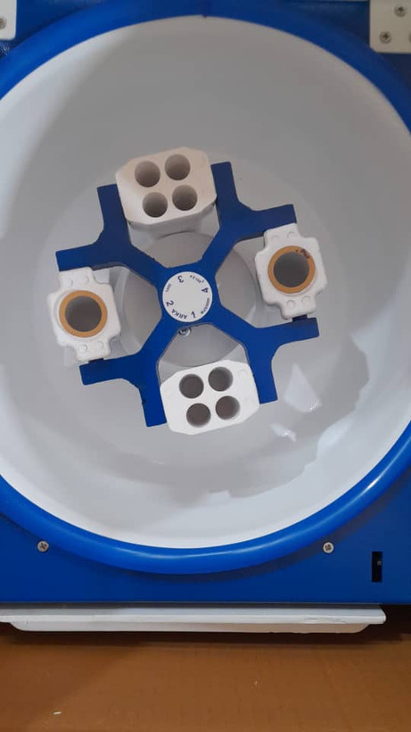 دستگاه سانتریفیوژ 10 شاخه یونیورسال