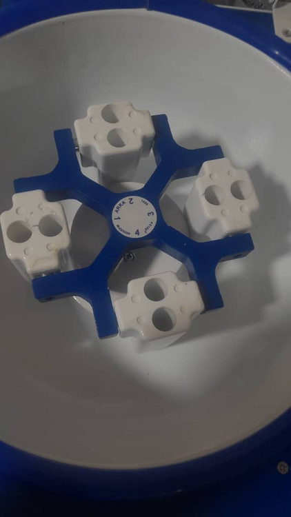 سانتریفیوژ 8 شاخه یونیورسال